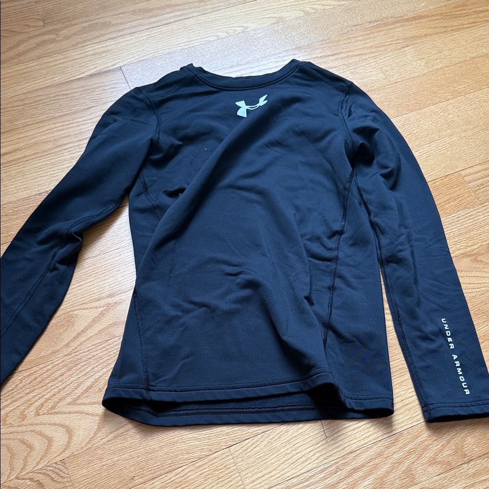 Under Armour Black Long Sleeve Tee